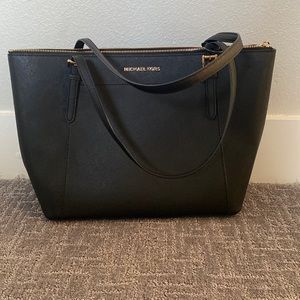 Michael Kors Tote NEVER USED